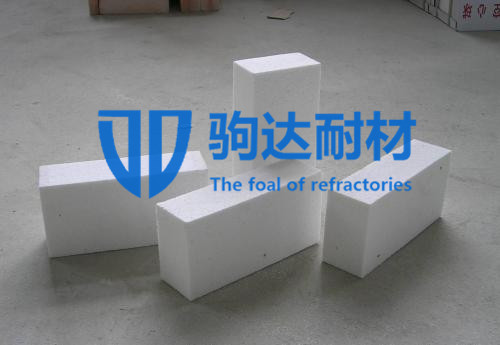 高抗熱震性氧化鋁空心球磚